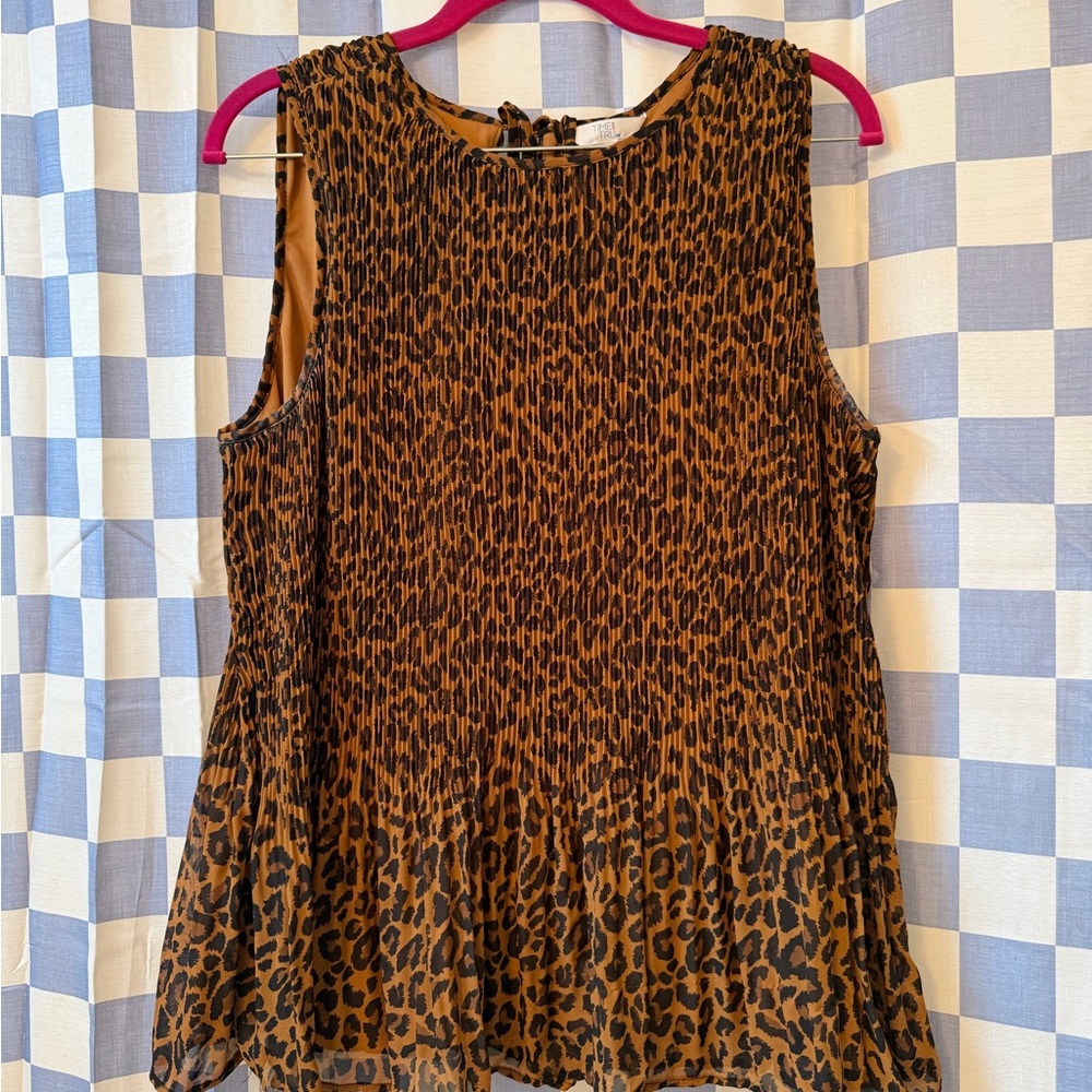 Time and Tru Animal Print Sleeveless Blouse